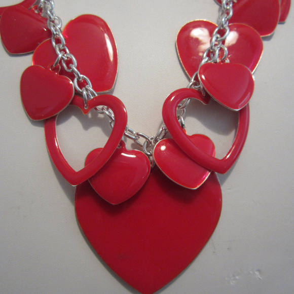 Red Valintine Hearts Necklace eEarring Set - Picture 2 of 3